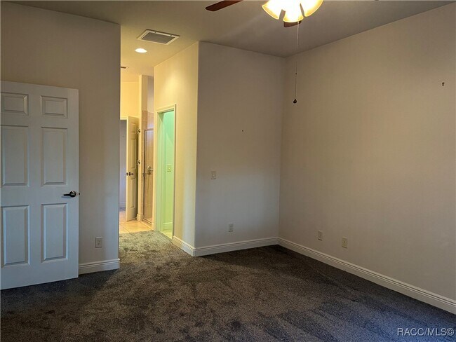 Building Photo - 1569 W Caroline Path