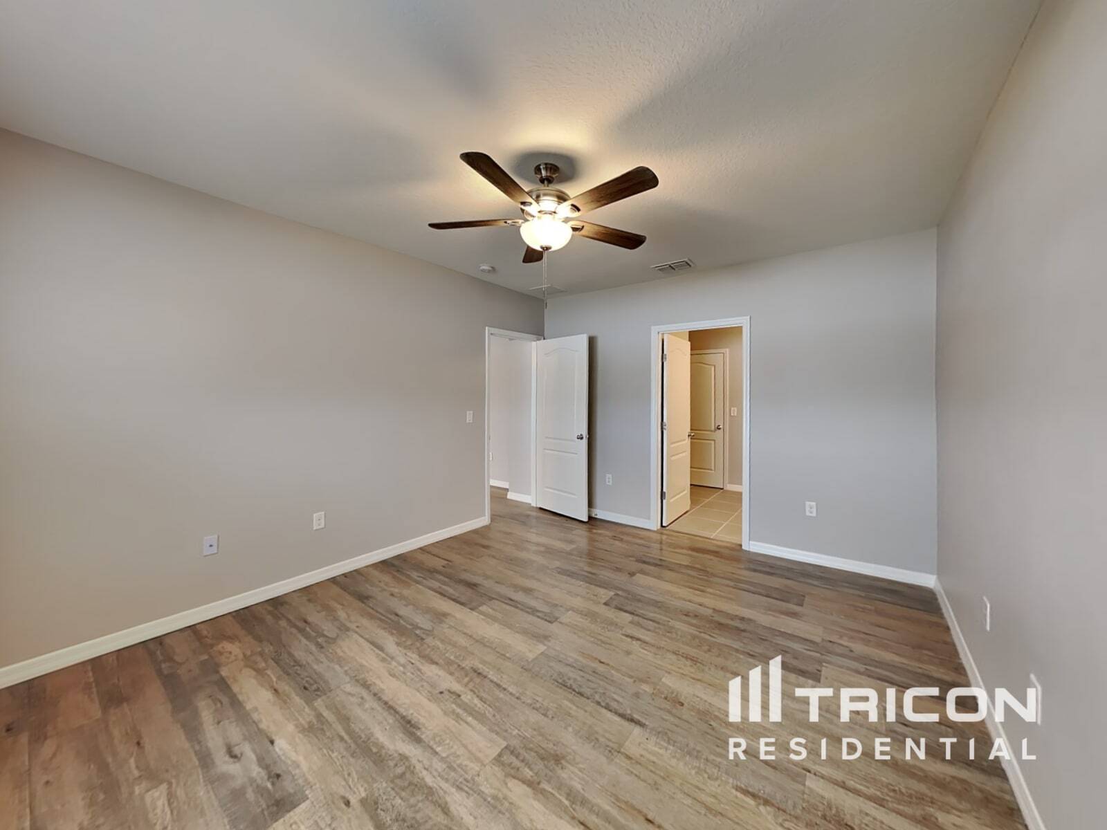 Building Photo - 6279 Red Herring Dr