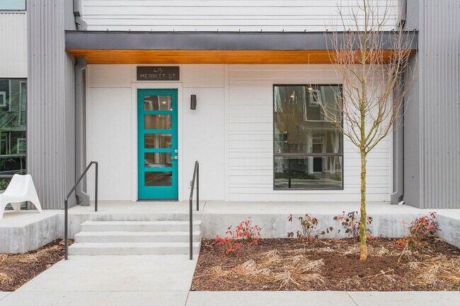 Building Photo - 415 Merritt Ave