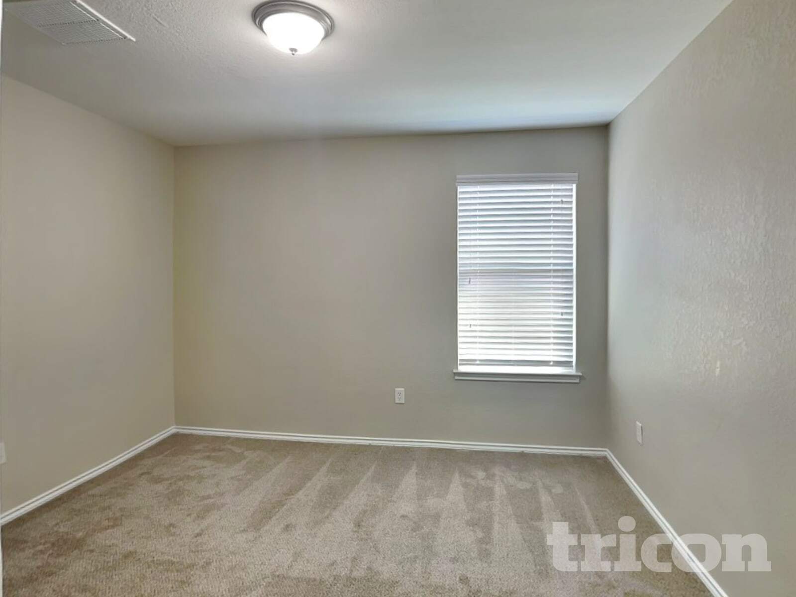 Building Photo - 2028 Brandywine Dr