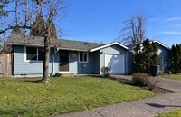 Building Photo - 2BD/1BA updated duplex with fenced backyard- PICTURES COMING SOON! - Available 3/10/2026