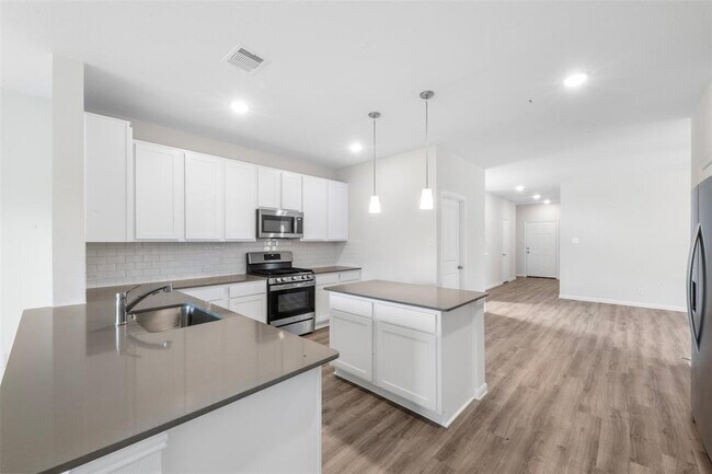 Building Photo - 10795 Sora Dr