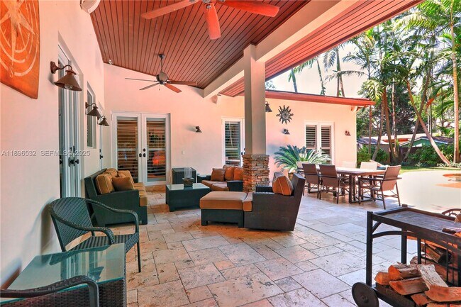 Building Photo - 6461 SW 74th St