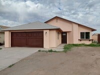 Building Photo - Spacious Home for Rent in Imperial!