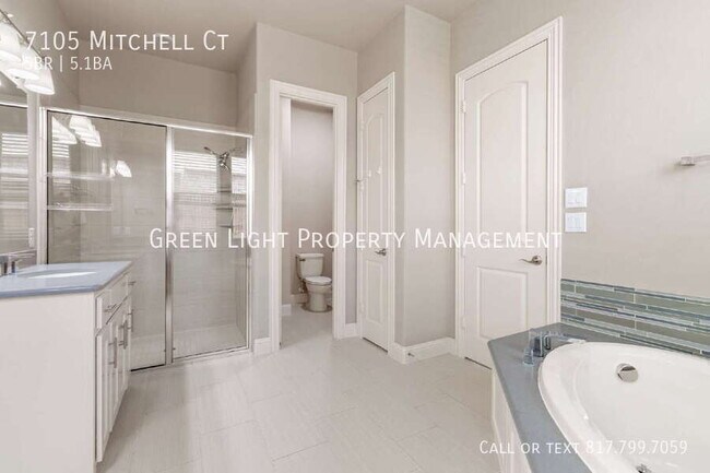 Building Photo - 7105 Mitchell Ct