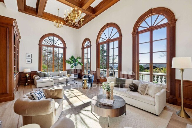 Building Photo - Short term, furnished possible for this magnificent home.