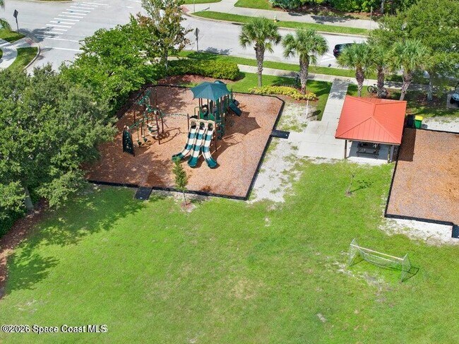 Building Photo - 2039 Tullagee Ave