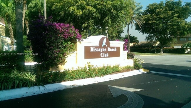 Primary Photo - 15551 SW 104th Terrace