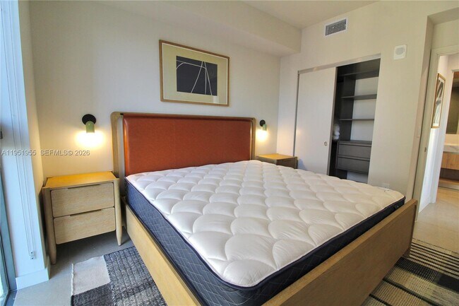 Building Photo - 698 NE 1st Ave