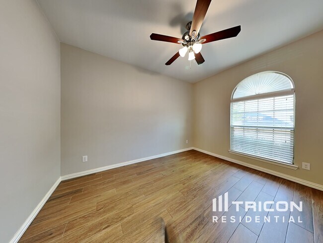 Building Photo - 109 Fred Ln