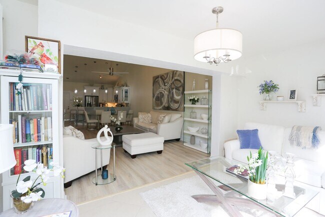 Building Photo - **WORLD TENNIS CENTER**3 BEDS/3.5 BATHS**F...