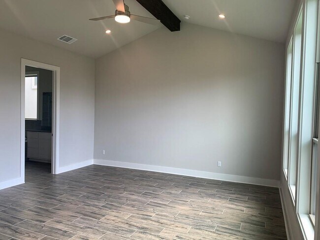 Building Photo - 4313 Flameleaf Sumac Dr
