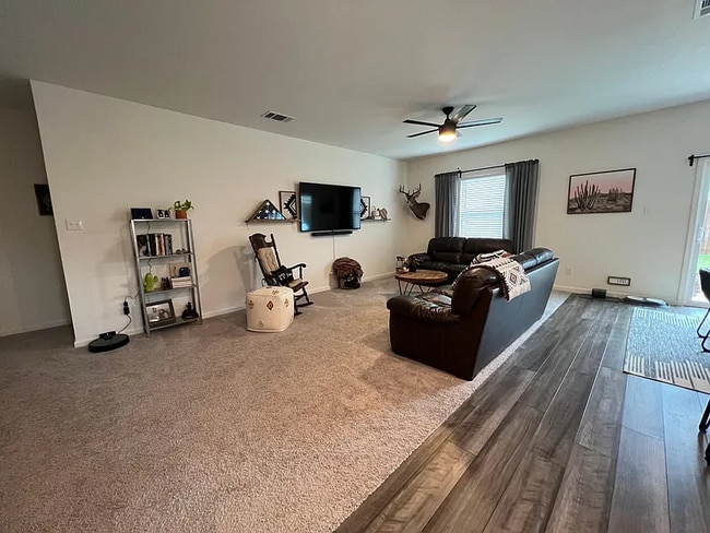 Building Photo - 10316 Castle Lyons Ln