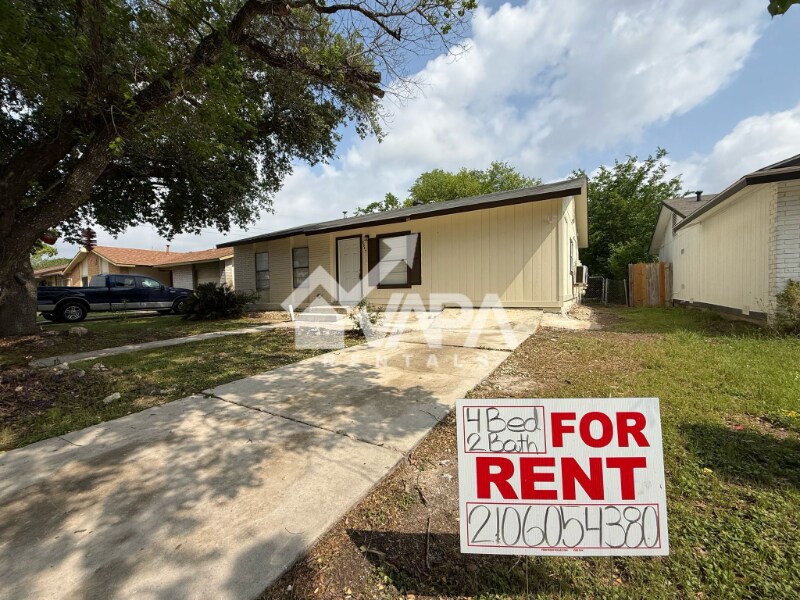 Building Photo - 4847 Featherock Dr