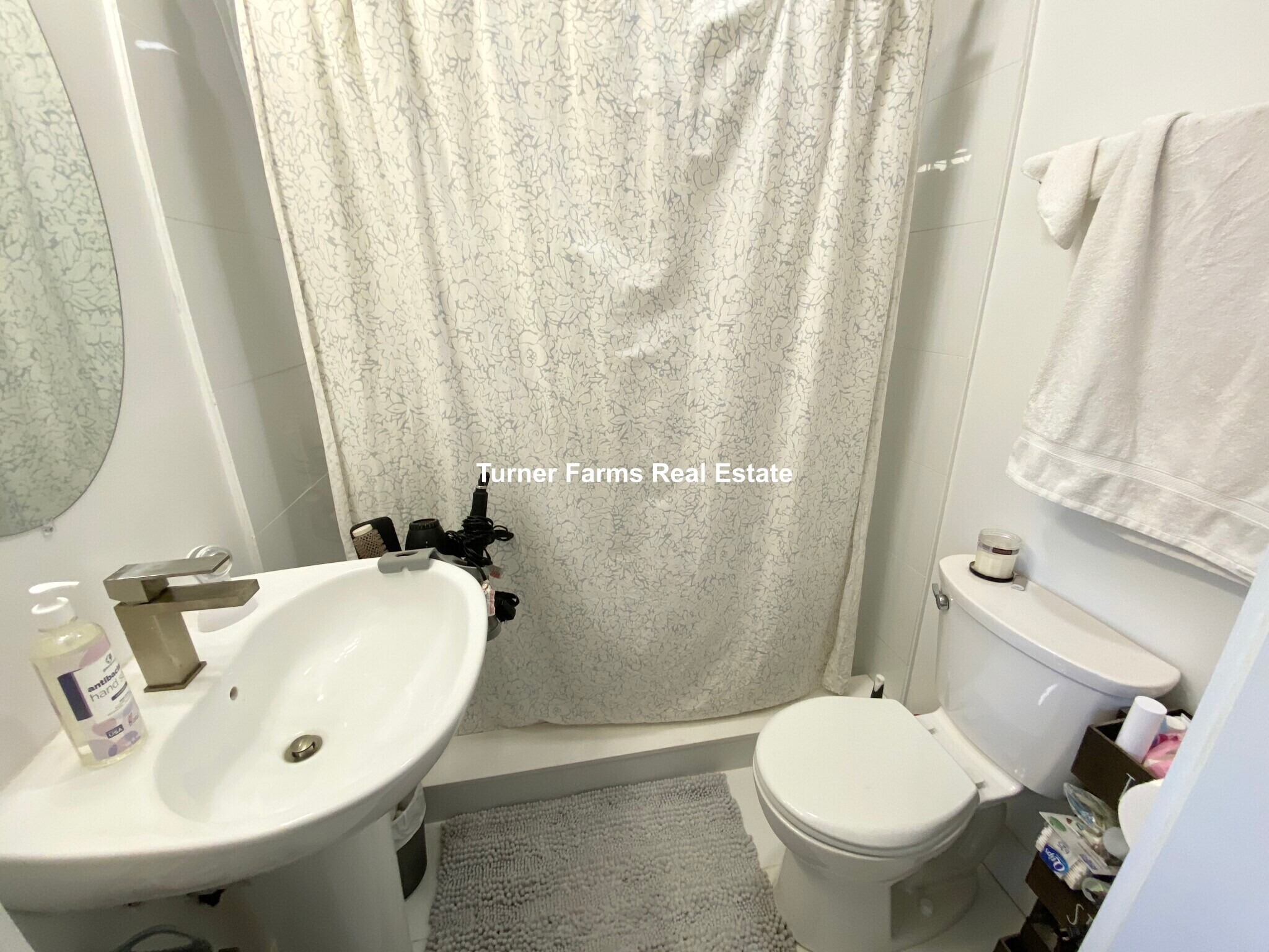 Building Photo - 21 Moraine St