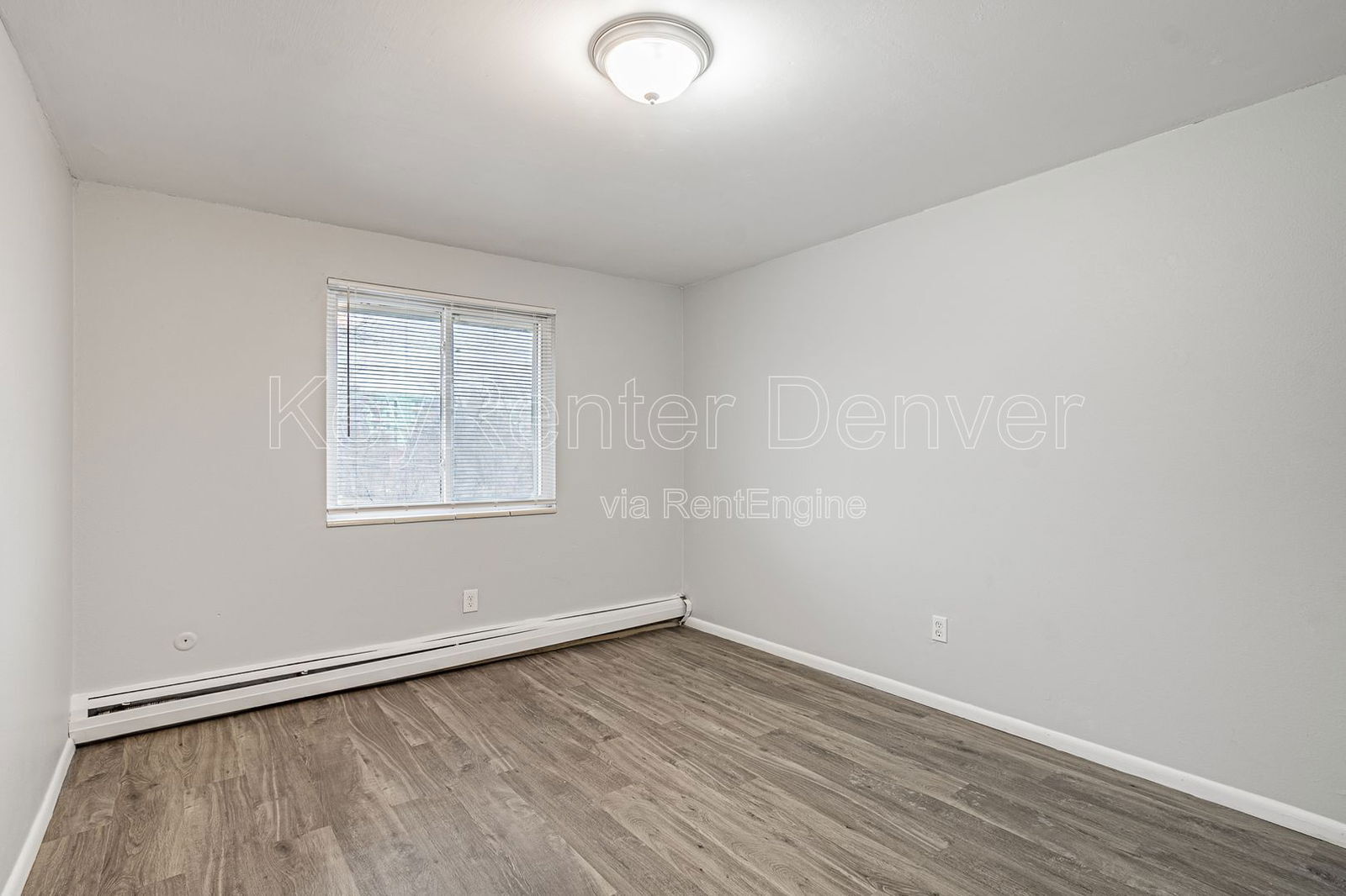 Building Photo - 1280 Zephyr St