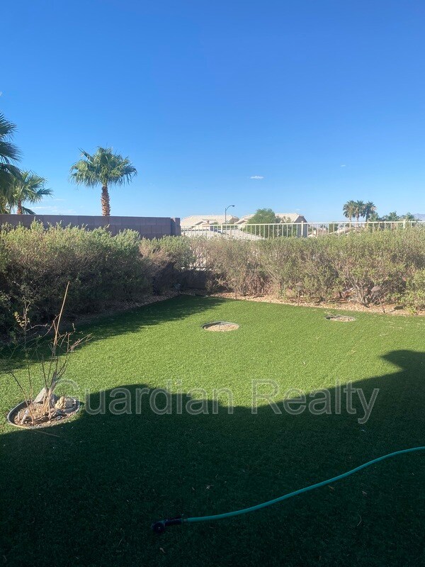 Building Photo - 780 Wigan Pier Dr