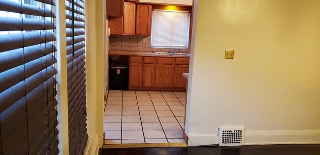 Dinning Room leading into kitchen - 2005 Goodnor Rd
