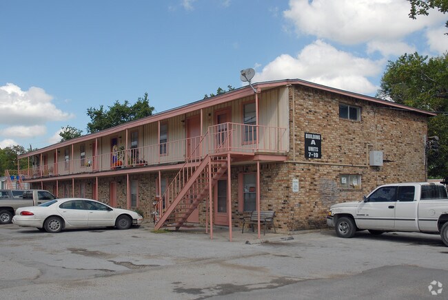 Primary Photo - 973 Ashland Blvd