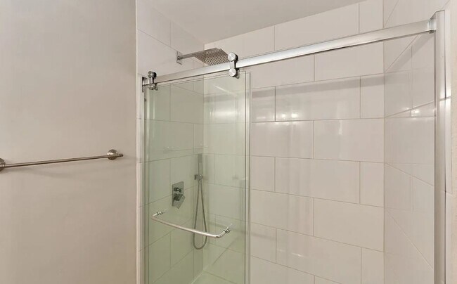 Building Photo - 143 Hopper Barker Rd