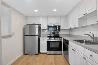 Building Photo - 51 Flanders B