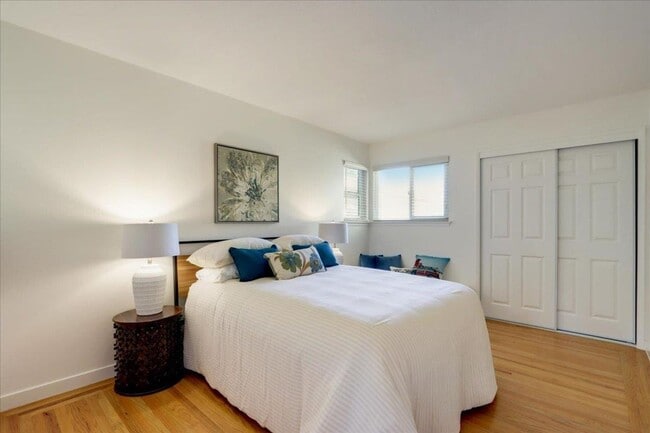 Building Photo - 4 Bedroom Home in Strawberry Park Stunner