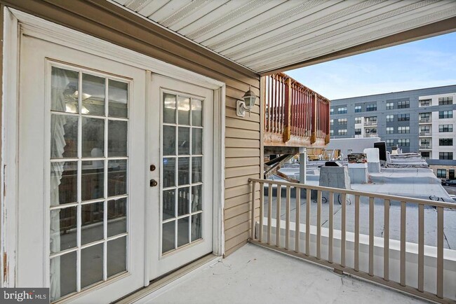 Building Photo - 1723 Clarkson St