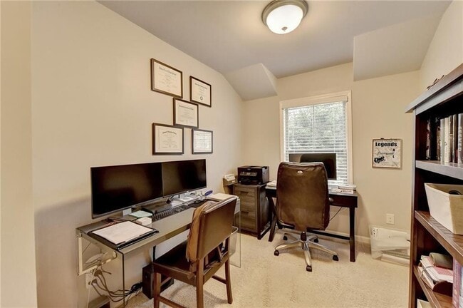 Building Photo - 2185 Mission View Dr NW