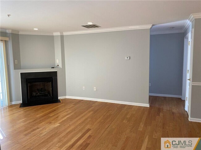 Building Photo - 1127 Fernwood Ct