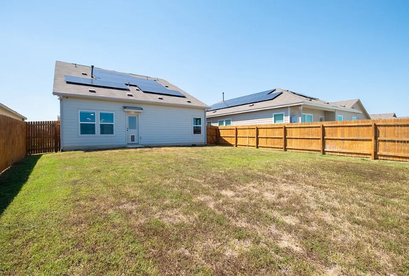 Building Photo - 9051 Navarro Vis