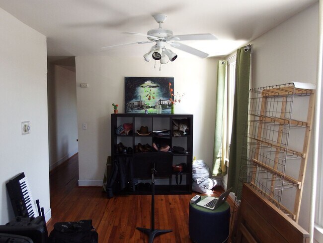 Building Photo - 3601 Keswick Rd