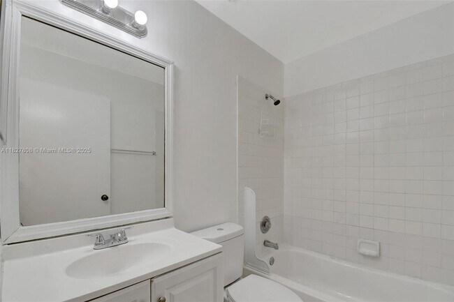 Building Photo - 3453 NW 44th St