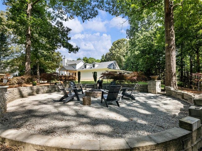 Building Photo - 3965 Hamilton View Way NE