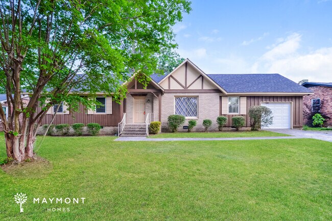 Building Photo - 2018 Mary Hill Dr