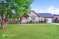 Building Photo - 2018 Mary Hill Dr