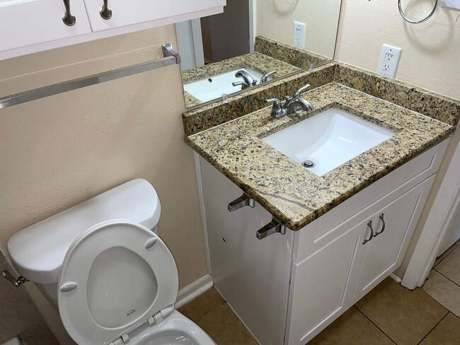 Building Photo - 11731 Spring Club Dr