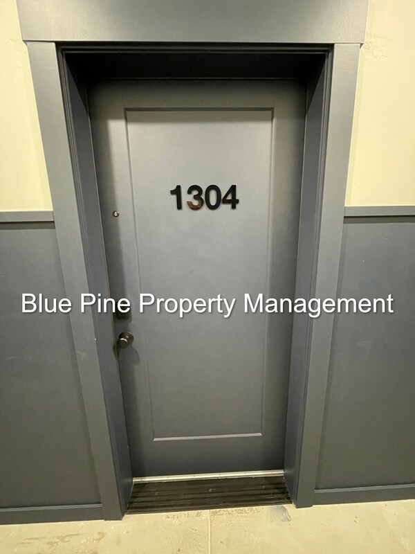 Building Photo - 311 E Lorene St
