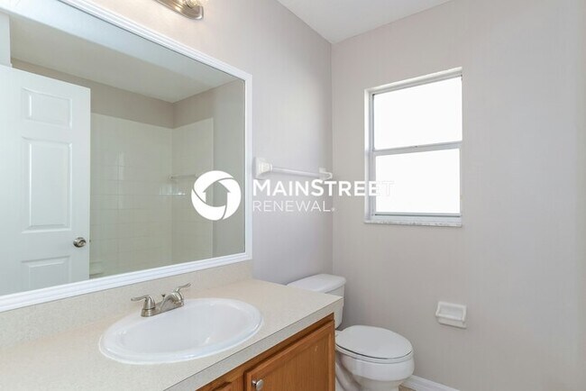 Building Photo - 4 Bedroom Pet-Friendly Home in Kissimmee, ...