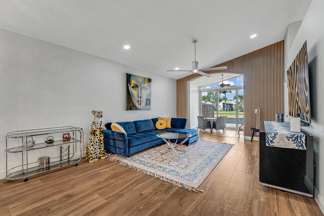 Building Photo - 9725 Cherry Blossom Ct