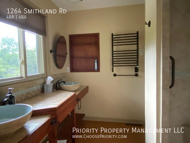 Building Photo - Peaceful Estate - 4 Bedroom 3.5 Bath