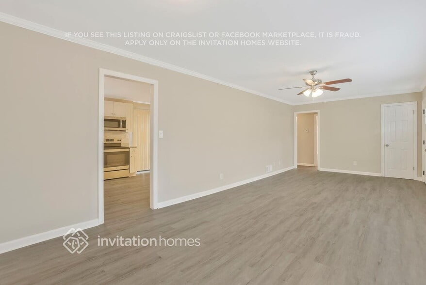 Building Photo - 3140 Columbia Woods Dr