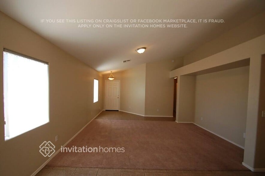 Building Photo - 1545 W Burgess Ln