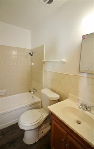 Building Photo - 362 Linklea Dr