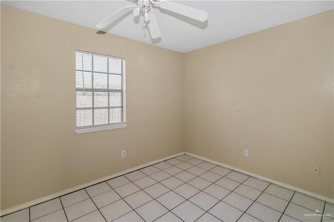 Building Photo - 8 Cisne St