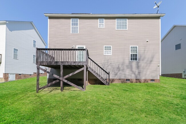 Building Photo - 128 Ashlyn Ridge Dr