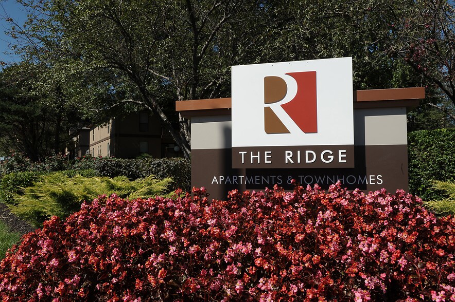 Building Photo - The Ridge Overland Park