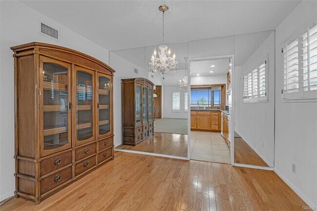 Building Photo - 551 S Paseo Lucero
