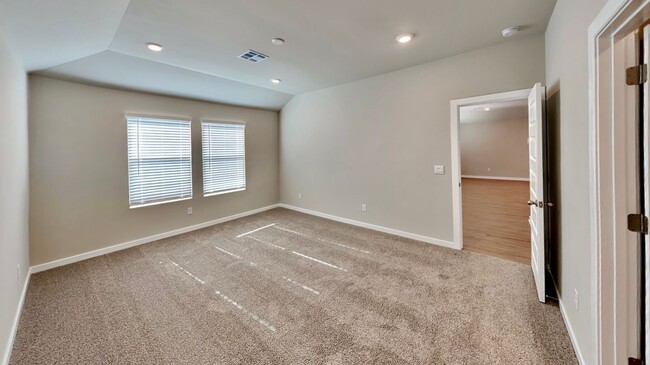 Building Photo - Beautiful Brand NEW 4 Bedroom 2 Bathroom H...