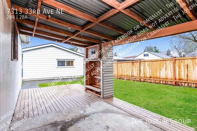 Building Photo - 7313 33rd Ave NE