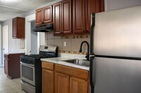 Building Photo - 91 Henry St